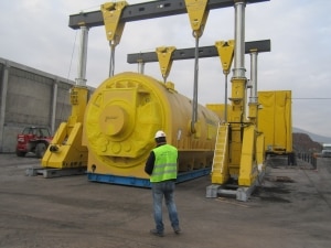 Turbine Lift and Load-in at Shipping Port